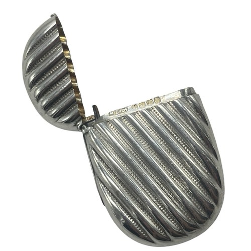 Fluted designed silver - a, vesta