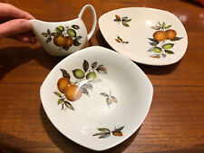 Midwinter Stylecraft Fashion Shape jug, bowl, Sweet Dish and serving plate