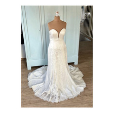 Gorgeous wedding dress - , by