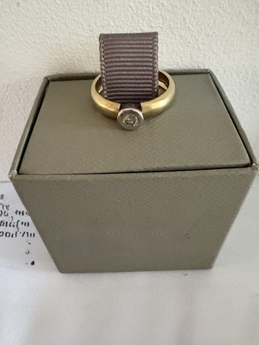 9ct gold solitaire - 9ct,