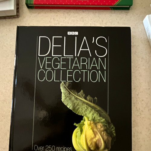 Delia smith vegetarian - smith,