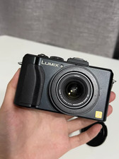 Panasonic LX5 10MP 3.8x Zoom Leica F2.0 Lens Achieve Pro Low - Light Photography