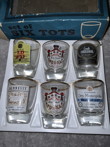Vintage boxed set - vintage, shot
