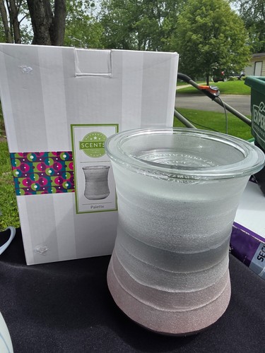 Scentsy warmer - scentsy,