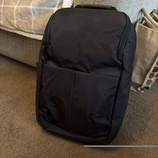 WENGER RELOAD16 LAPTOP BACKPACK WITH TABLET LINDED LAPTOP SLEEVE 