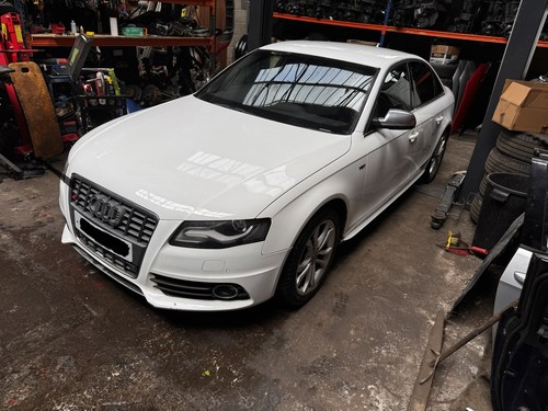 Breaking audi 0 v6 - 3.0,