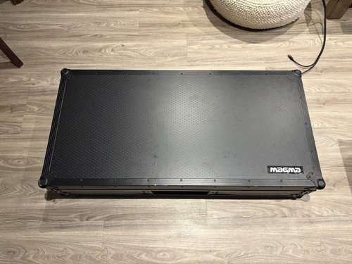 Large magma flight case - case, with