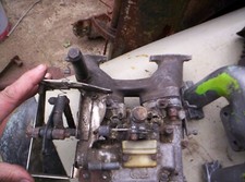 Single Dellorto DHLA 45 Carburettor on a series manifold mini midget a30 racecar