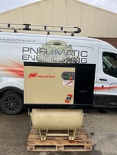 INGERSOLL RAND VARIABLE SPEED SCREW AIR COMPRESSOR 5.5KW/7.5HP 31CFM 270L 7.5BAR