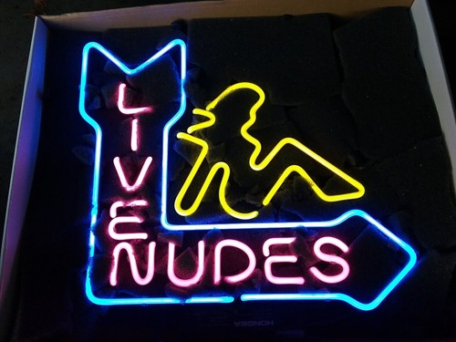 Live nudes girl arrow - live, right