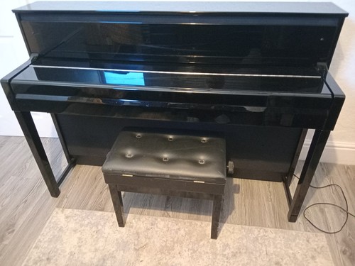 Yamaha clavinova clp 585 - clp, pe