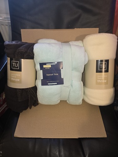 Fleece throws brand new - throws, 3