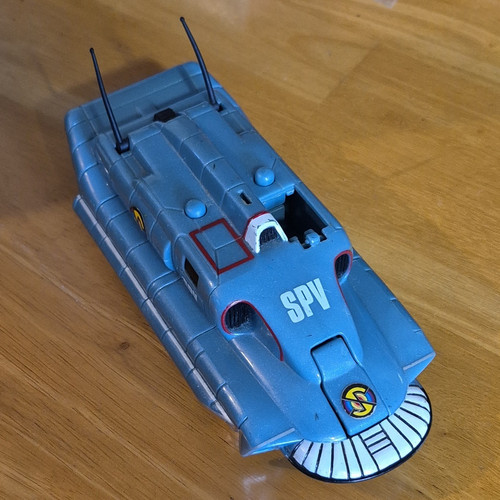 Carlton captain scarlet spv - captain,