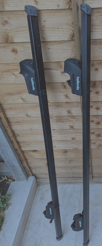 Halfords roof bars pair - halfords,