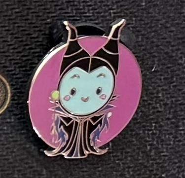 Disney collectable - disney,