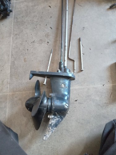 4hp 2stroke evinrude - 4hp, twin