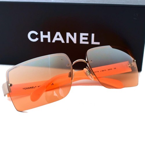 Chanel orange silver logo - silver,