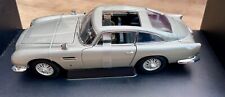 Autoart James Bond 007 Aston
