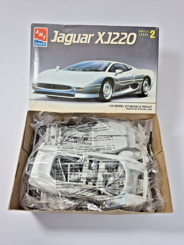 Amt ertl jaguar xj220 - ertl,