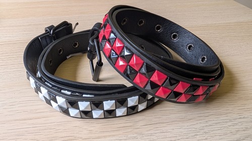 White black red - white, rivet