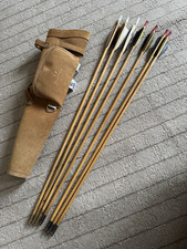 Traditional Wooden Archery Target Arrows (x6) and Bearpaw Quiver