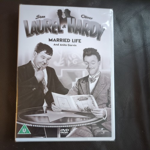 Laurel and hardy - laurel,
