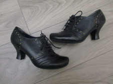 HUSH PUPPIES EDITH Black Shoes