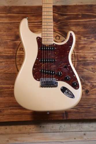 Fender stratocaster deluxe - fender,
