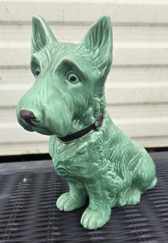 Large green sylvac dog - green,