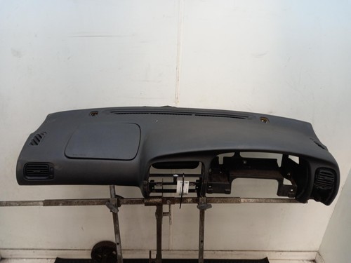 Nissan primera dash - nissan,