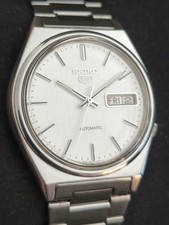 Seiko 5 Automatic Mens Day/Date Watch. Silver Tone 7009-3140 VG+