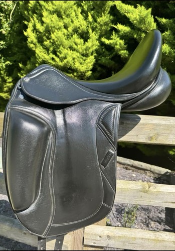 Collegiate mono flap - 17.5”,