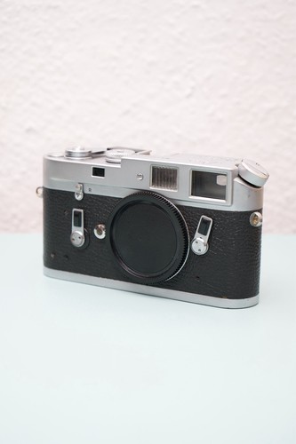 Leica 35mm rangefinder - leica,