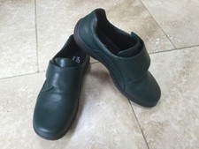 HOTTER SUGAR 11  LADIES GREEN  LEATHER TOUCH STRAP SHOES SIZE  5 EEE. NEW