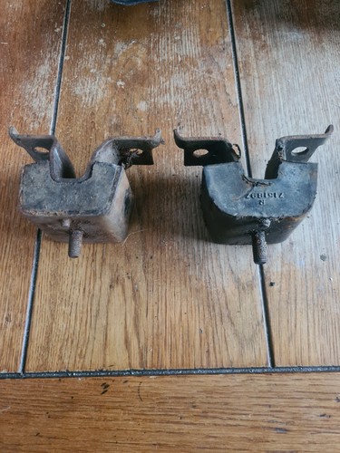 Engine mounts pair front - engine,