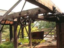 Photo 6x4 Derelict machinery