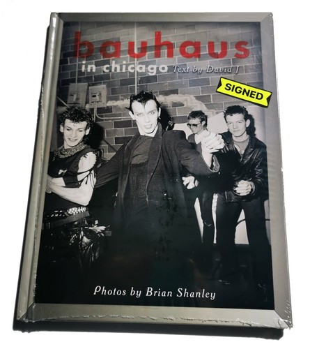 Bauhaus book live in - book,