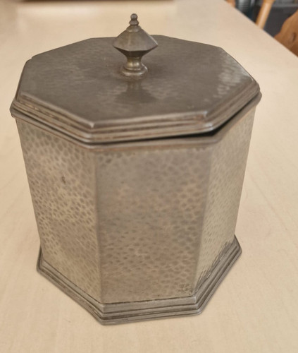 Vintage period pewter - pewter, tea