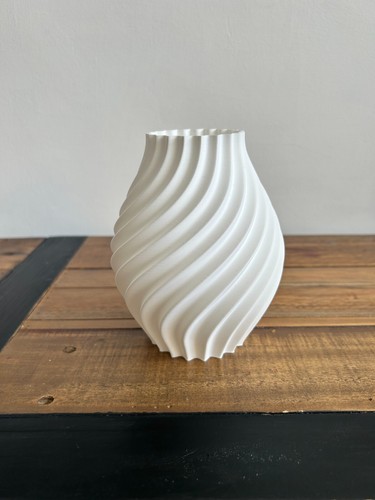 Printed vase swirl - printed,