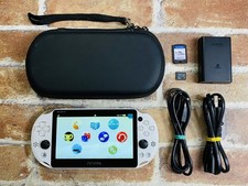 PS Vita Glacier White PCH-2000