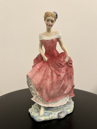 Royal doulton china - royal,