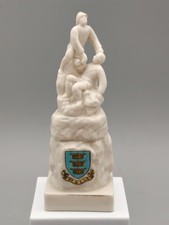 China Crested Ware Hull