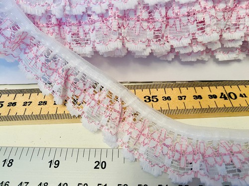 Gathered frilled lace - frilled,