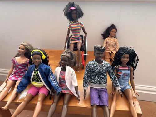 Barbie fashion doll bundle - barbie,