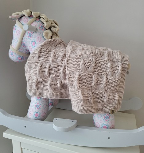 Hand knitted heart pattern