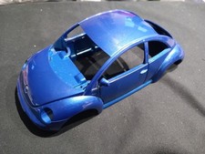 VW NEW BEETLE (1:18 BURAGO)