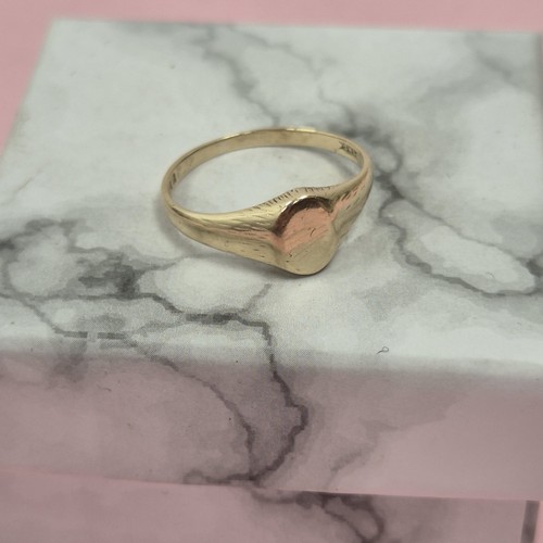 Vintage yellow 9ct gold - gold, oval