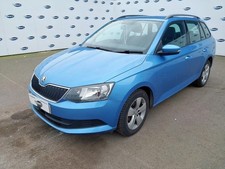 Breaking Skoda Fabia MK3 Est