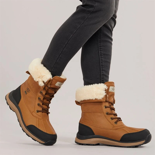 New with box ugg - with, womens