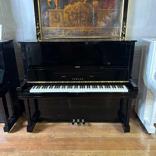 Yamaha upright piano black - upright,